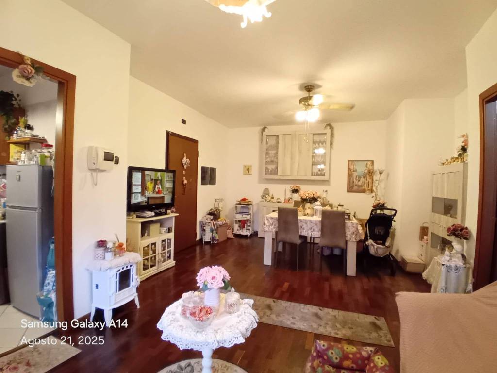 appartamento in vendita a Fiumicino in zona Focene