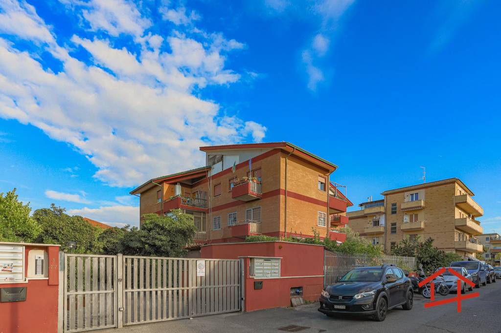 appartamento in vendita a Fiumicino in zona Isola Sacra
