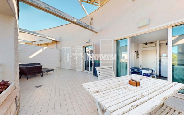 appartamento in vendita a Fiumicino in zona Fregene