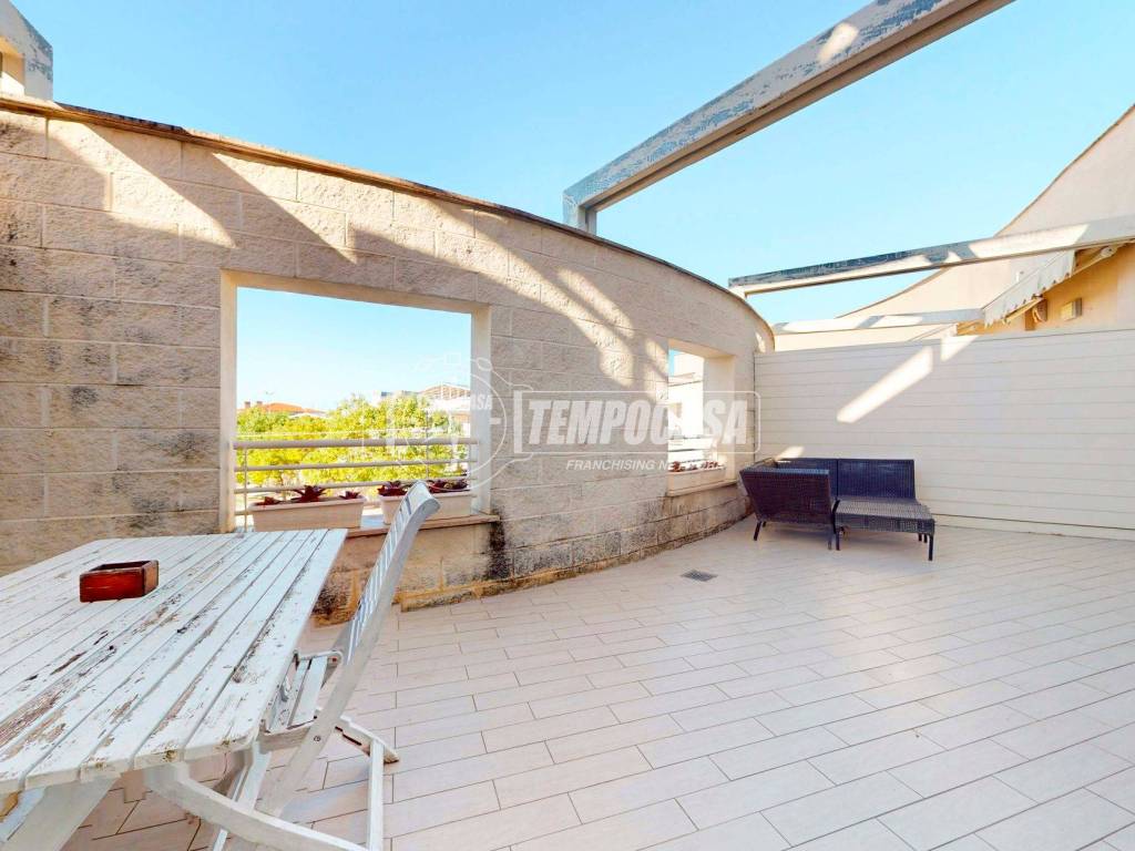 appartamento in vendita a Fiumicino in zona Fregene