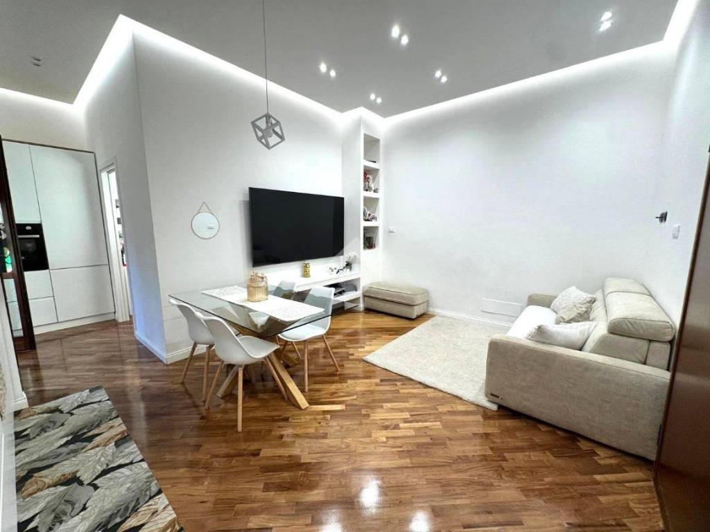 appartamento in vendita a Fiumicino in zona Isola Sacra