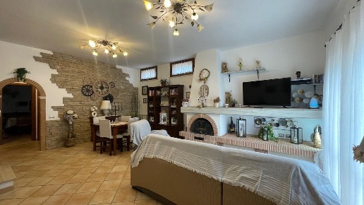 casa indipendente in vendita a Fiumicino in zona Aranova