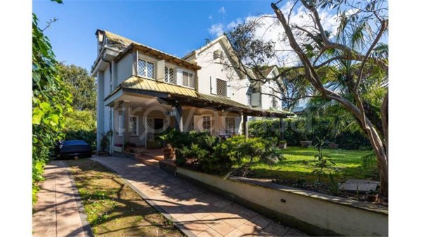 casa indipendente in vendita a Fiumicino in zona Fregene