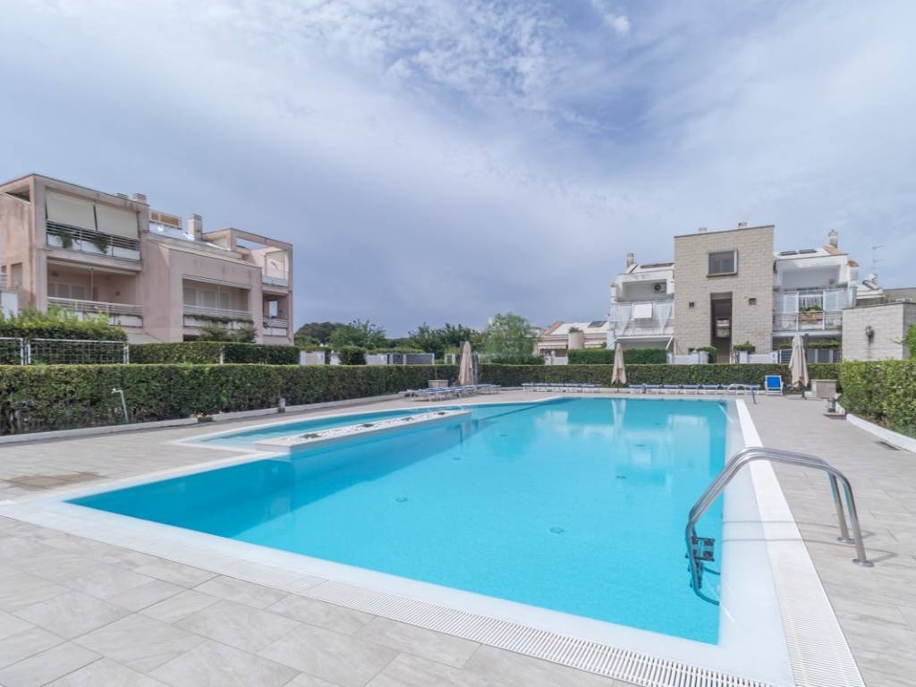 casa indipendente in vendita a Fiumicino in zona Fregene