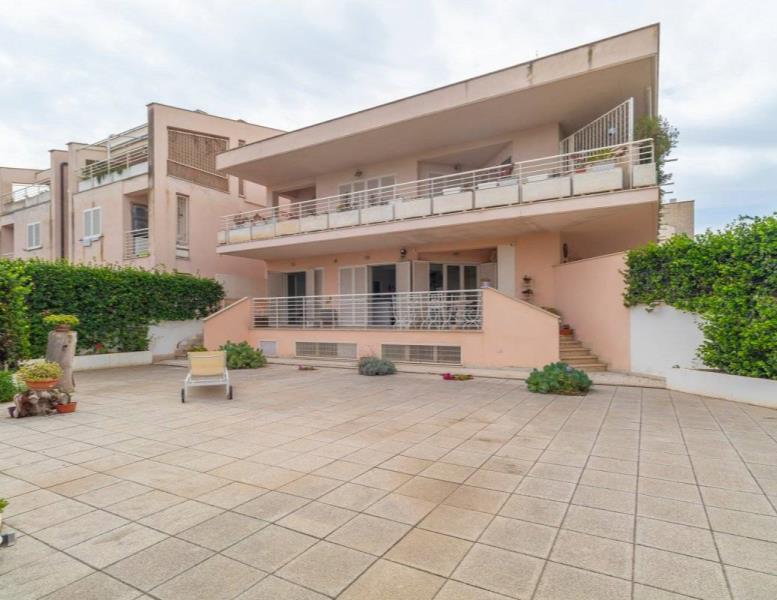 casa indipendente in vendita a Fiumicino in zona Fregene