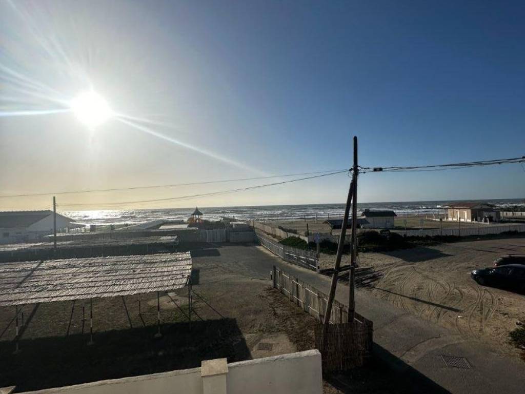appartamento in vendita a Fiumicino in zona Focene