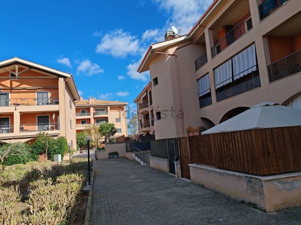 appartamento in vendita a Fiumicino in zona Palidoro