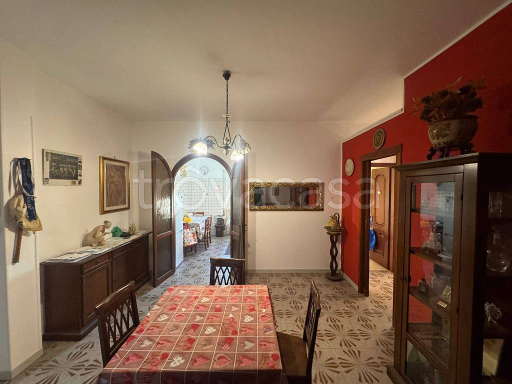 appartamento in vendita a Fiumicino in zona Isola Sacra