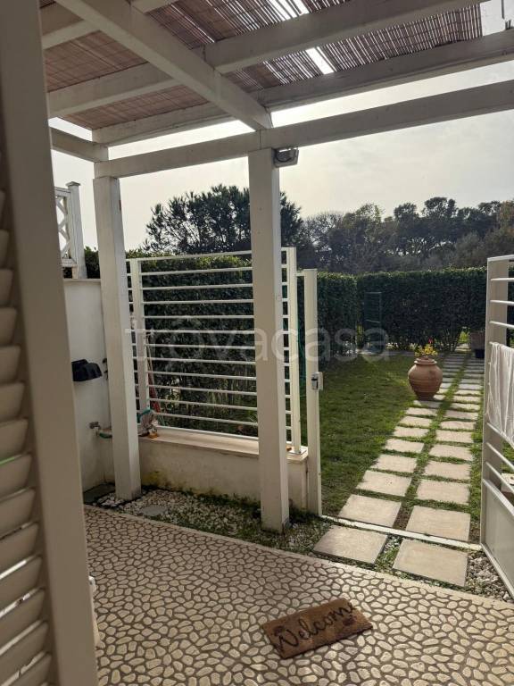 appartamento in vendita a Fiumicino in zona Fregene