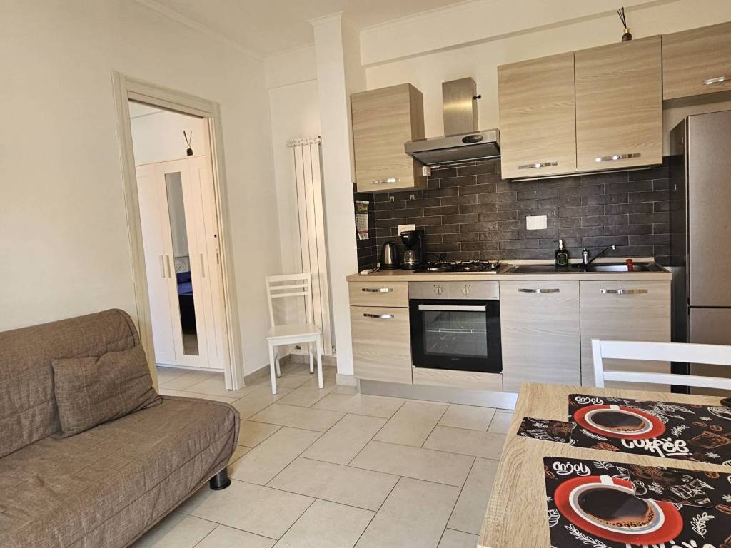 appartamento in vendita a Fiumicino in zona Isola Sacra