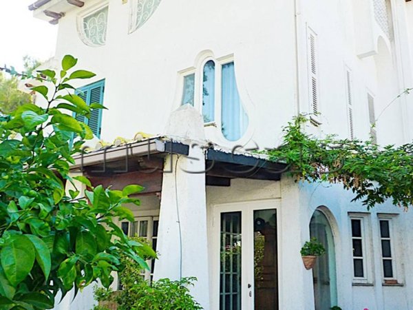 casa indipendente in vendita a Fiumicino in zona Fregene