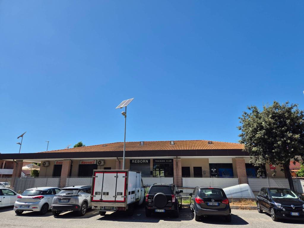 appartamento in vendita a Fiumicino in zona Isola Sacra