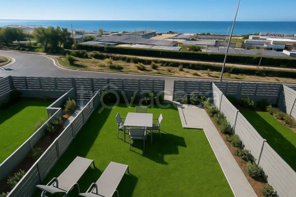 casa indipendente in vendita a Fiumicino in zona Fregene