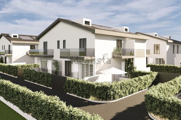 appartamento in vendita a Fiumicino in zona Isola Sacra