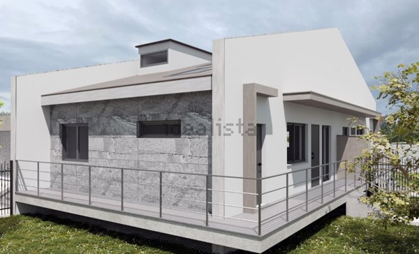 casa indipendente in vendita a Fiumicino in zona Isola Sacra