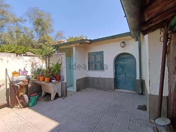 appartamento in vendita a Fiumicino in zona Focene