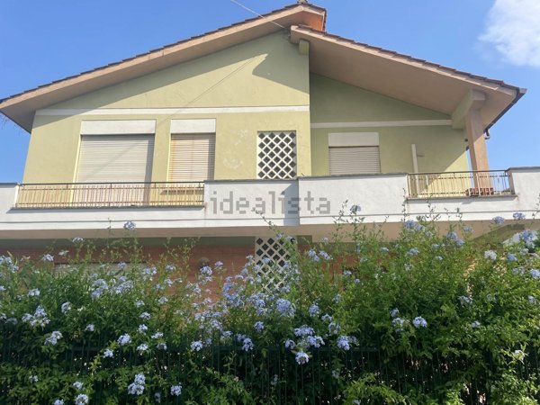 casa indipendente in vendita a Fiumicino in zona Fregene