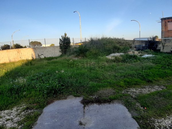 casa indipendente in vendita a Fiumicino