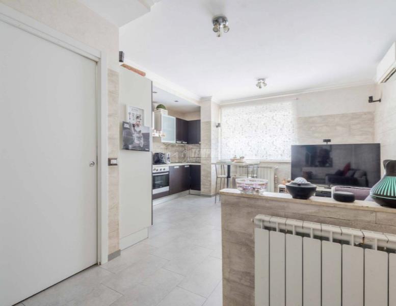 appartamento in vendita a Fiumicino in zona Focene