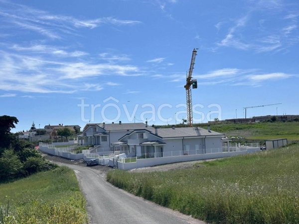 casa indipendente in vendita a Fiumicino in zona Aranova