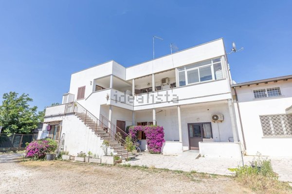 appartamento in vendita a Fiumicino in zona Fregene