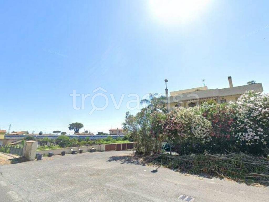 appartamento in vendita a Fiumicino in zona Maccarese