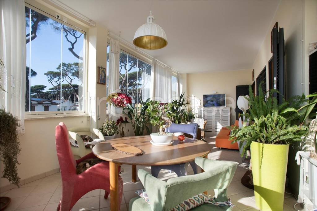 appartamento in vendita a Fiumicino in zona Fregene