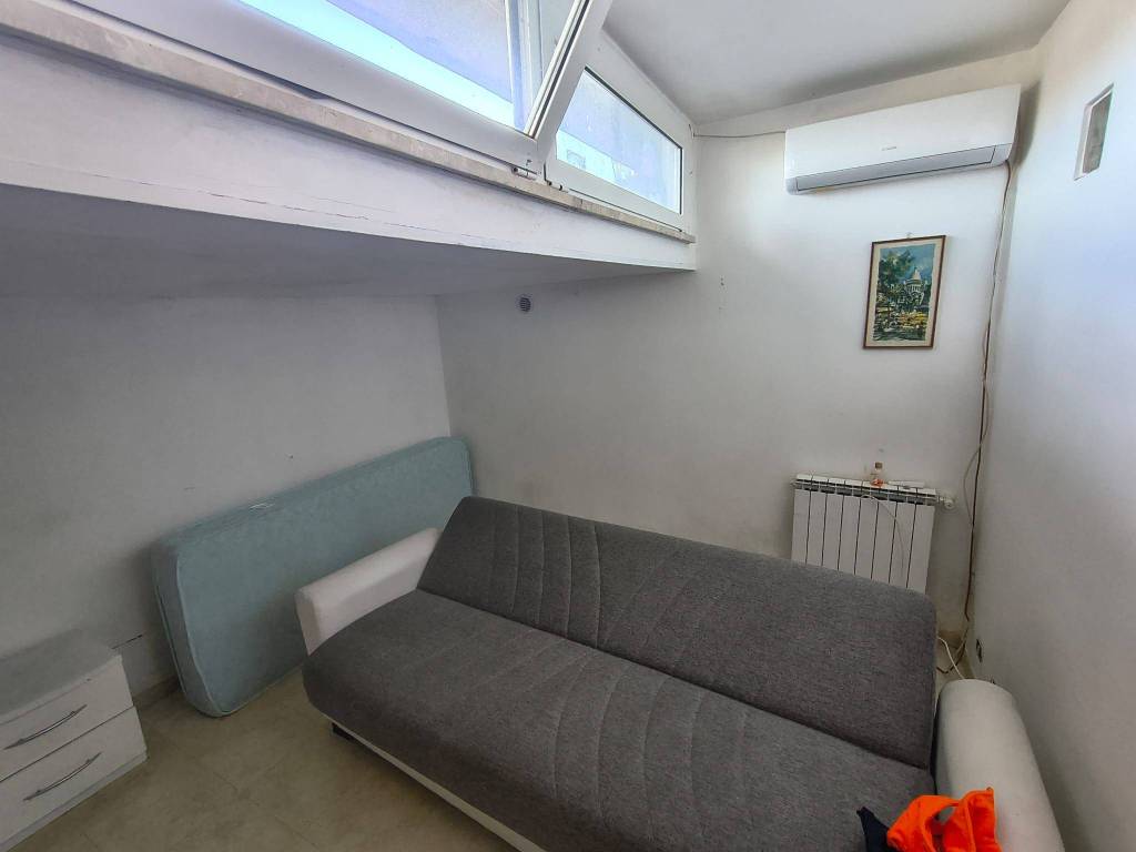 appartamento in vendita a Fiumicino in zona Focene