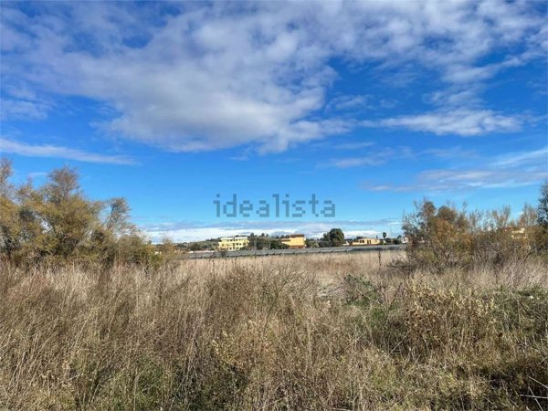 terreno edificabile in vendita a Fiumicino