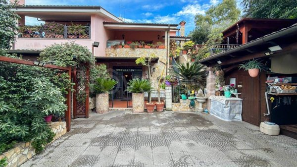casa indipendente in vendita a Fiumicino in zona Aranova