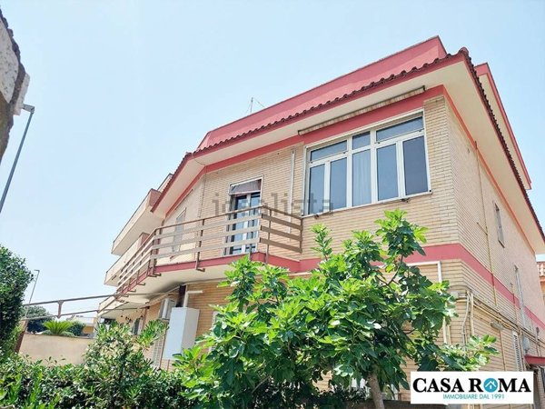 appartamento in vendita a Fiumicino in zona Isola Sacra