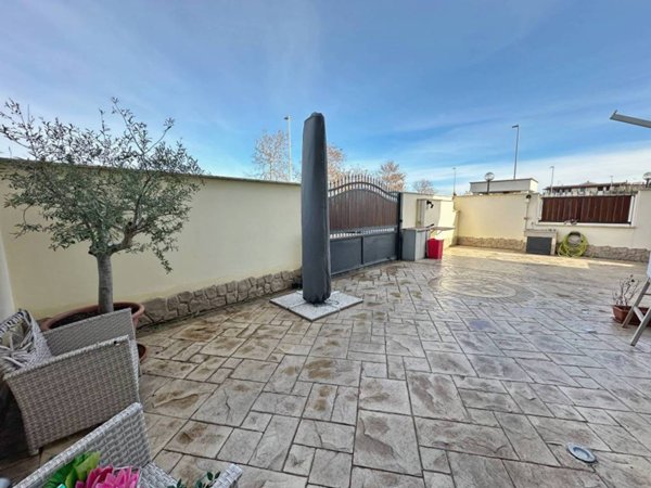casa indipendente in vendita a Fiumicino in zona Maccarese