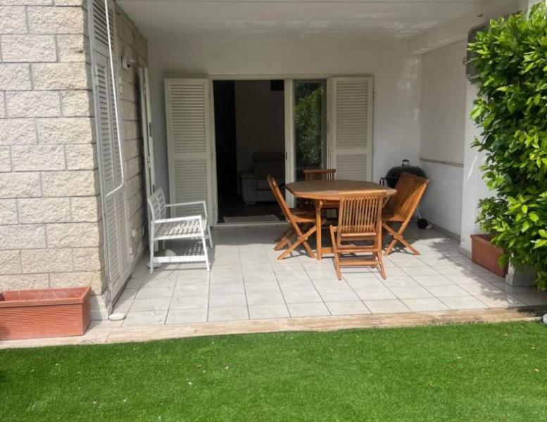 appartamento in vendita a Fiumicino in zona Fregene