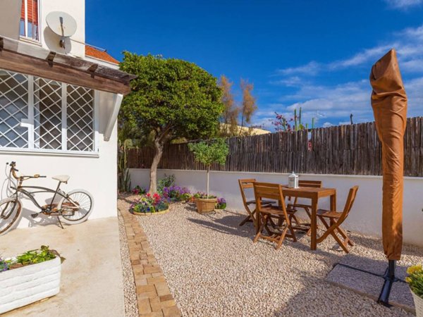 appartamento in vendita a Fiumicino in zona Focene