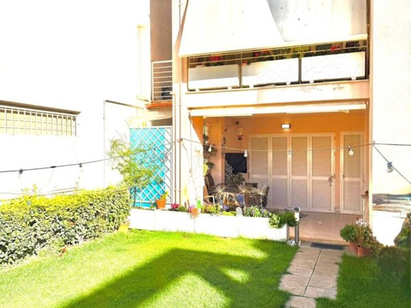 appartamento in vendita a Fiumicino in zona Fregene