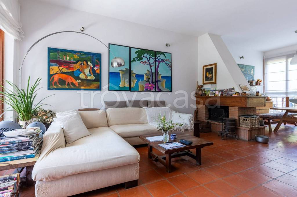 casa indipendente in vendita a Fiumicino in zona Fregene