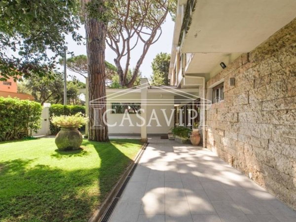 casa indipendente in vendita a Fiumicino in zona Fregene