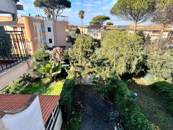 casa indipendente in vendita a Fiumicino in zona Fregene
