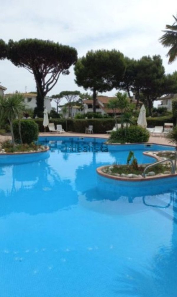 casa indipendente in vendita a Fiumicino in zona Fregene