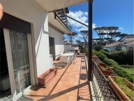 appartamento in vendita a Fiumicino in zona Fregene