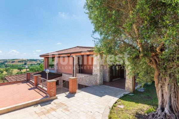 casa indipendente in vendita a Fiumicino in zona Fregene