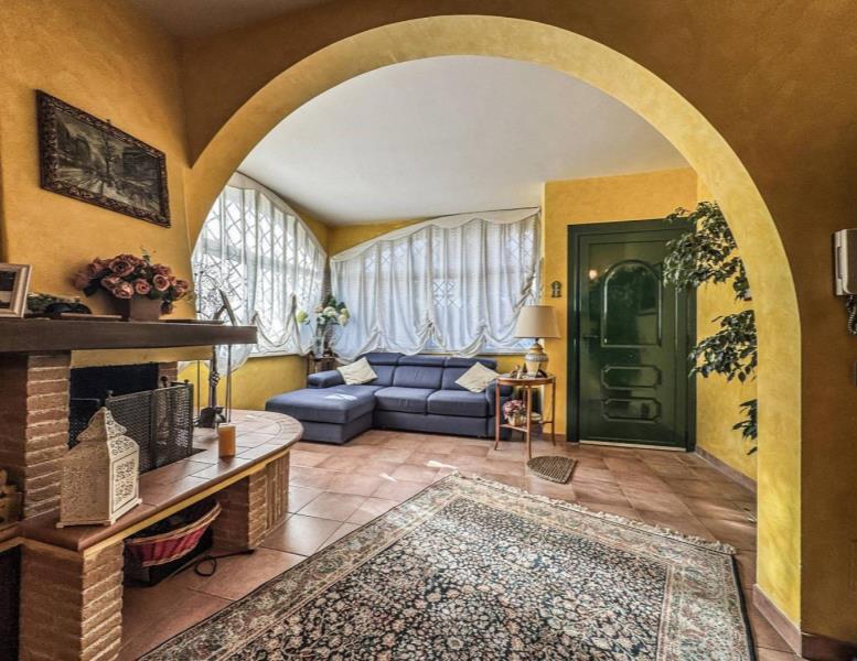 casa indipendente in vendita a Fiumicino in zona Fregene