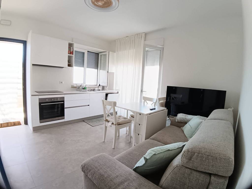 appartamento in vendita a Fiumicino in zona Focene