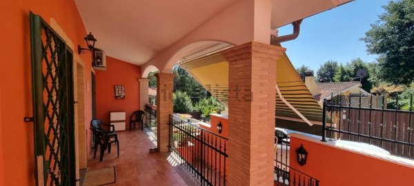 pentavano in vendita a Fiumicino