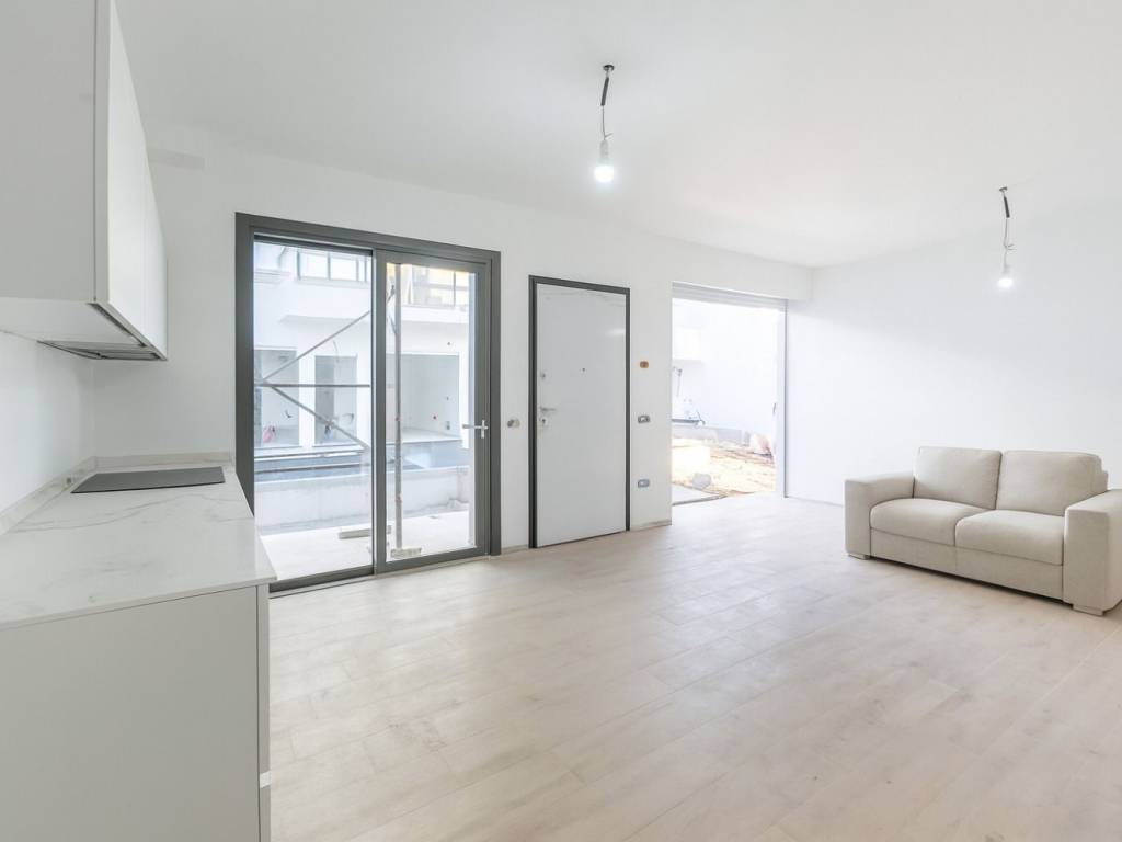 casa indipendente in vendita a Fiumicino in zona Isola Sacra