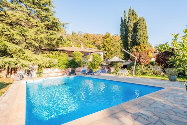 casa indipendente in vendita a Fiumicino