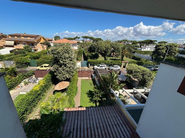 casa indipendente in vendita a Fiumicino