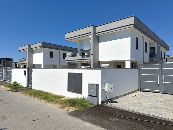 appartamento in vendita a Fiumicino