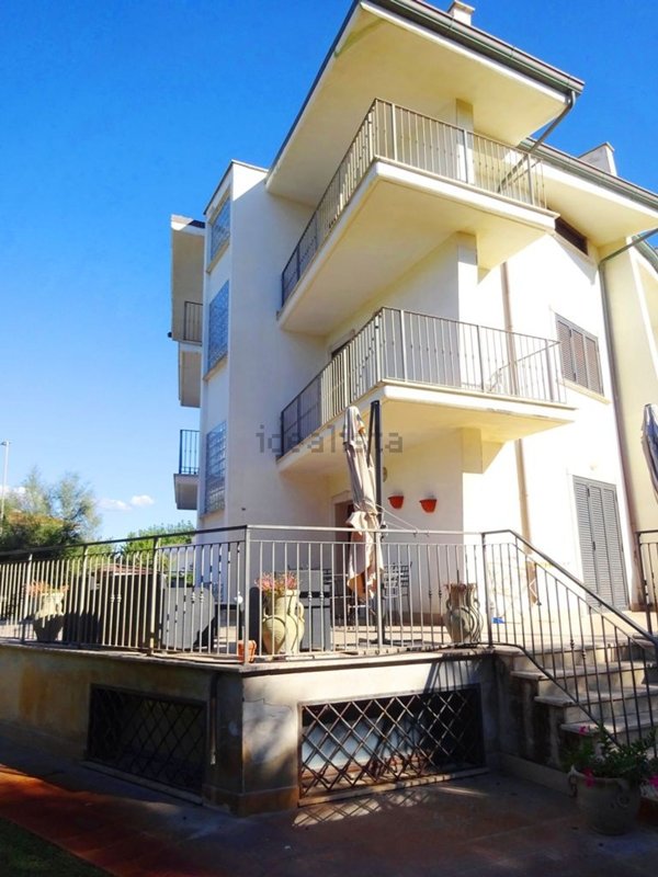 casa indipendente in vendita a Fiumicino in zona Fregene