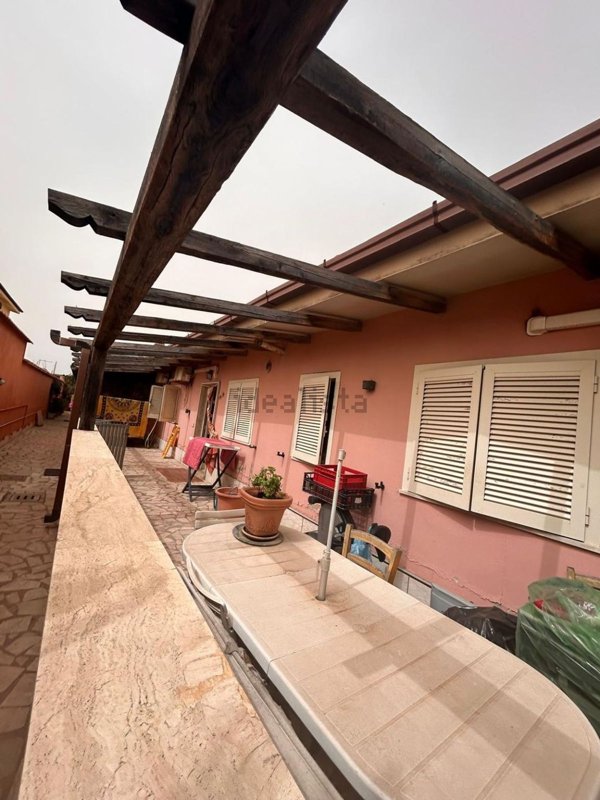 appartamento in vendita a Fiumicino in zona Focene